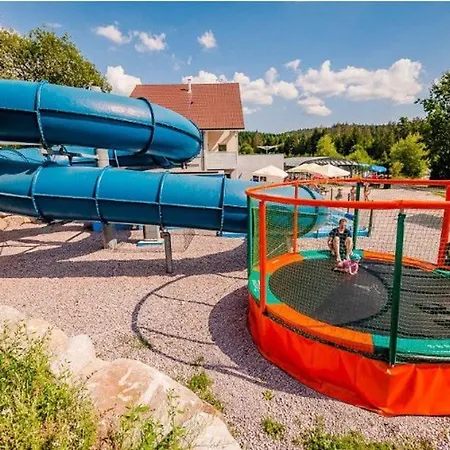 Camping Mobil-home 35m² Avec Terrasse Pour 6 Personnes - Api-1-52-561 Granges-Aumontzey