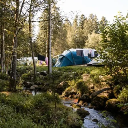 Camping Mobil-home 35m² Avec Terrasse Pour 6 Personnes - Api-1-52-561 Granges-Aumontzey