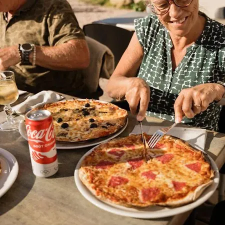 Mobil-home 35m² Avec Terrasse Pour 6 Personnes - Api-1-52-561 Camping Granges-Aumontzey