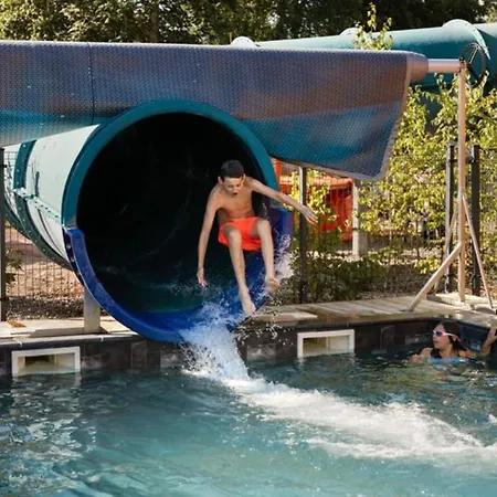 Mobil-home 35m² Avec Terrasse Pour 6 Personnes - Api-1-52-561 * Granges-Aumontzey