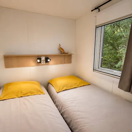 Mobil-home 35m² Avec Terrasse Pour 6 Personnes - Api-1-52-561 Granges-Aumontzey