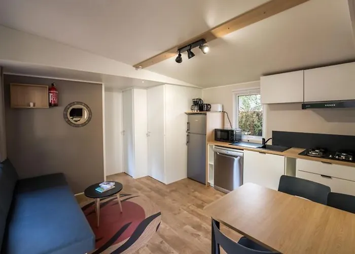 Mobil-home 35m² Avec Terrasse Pour 6 Personnes - Api-1-52-561 Kemp *