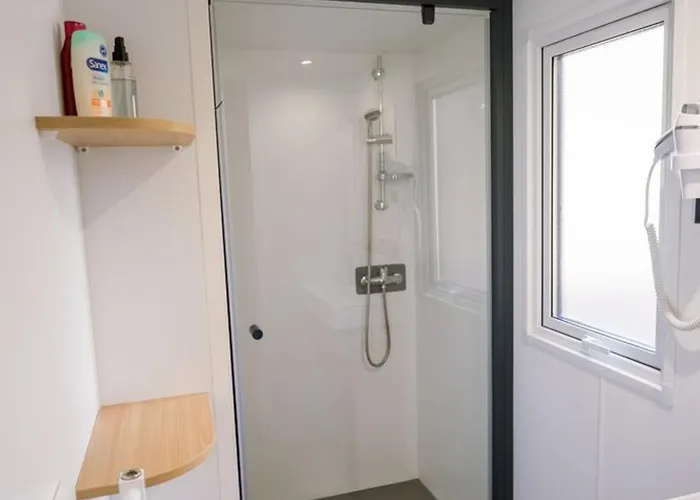 Mobil-home 35m² Avec Terrasse Pour 6 Personnes - Api-1-52-561 Kemp Granges-Aumontzey