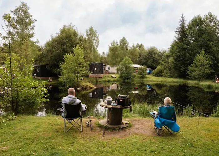 Mobil-home 35m² Avec Terrasse Pour 6 Personnes - Api-1-52-561 Kemping *